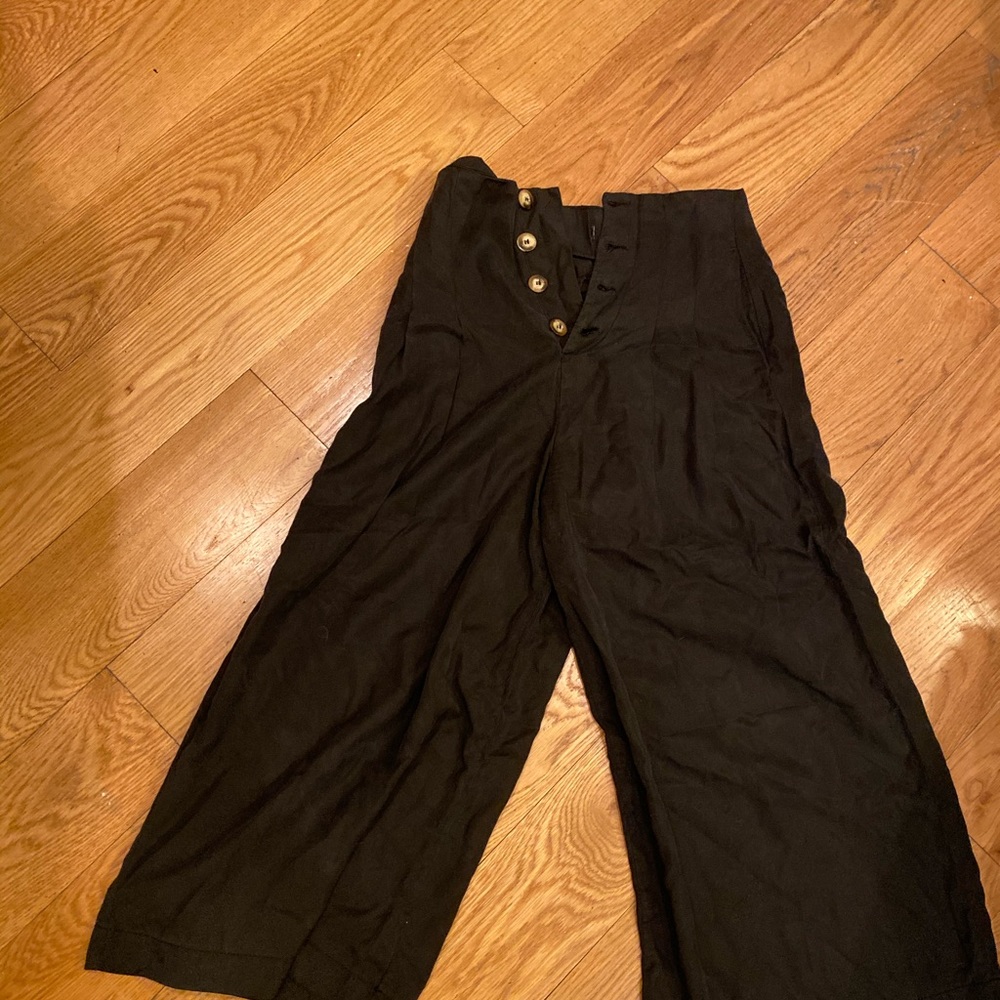 Black pants linen